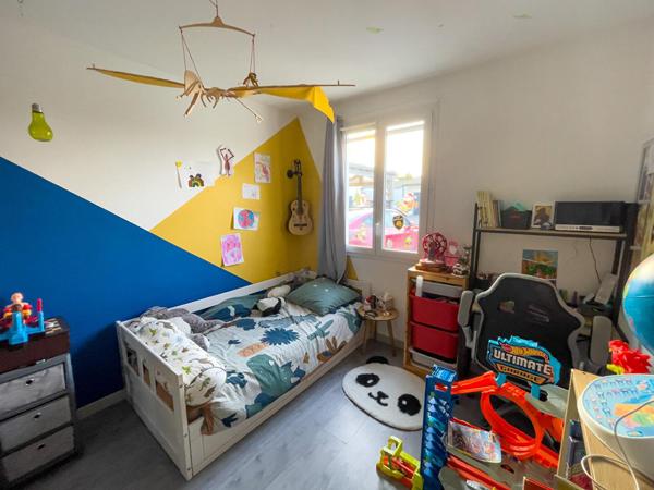 Maison récente plain-pied avec piscine - Salles-sur-Mer,