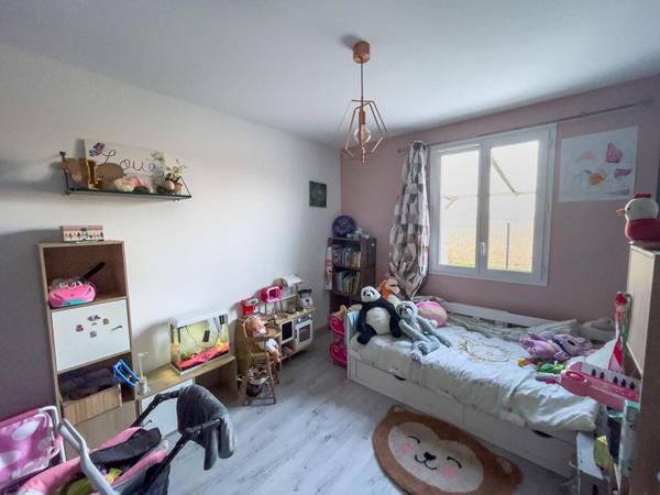 Maison récente plain-pied avec piscine - Salles-sur-Mer,