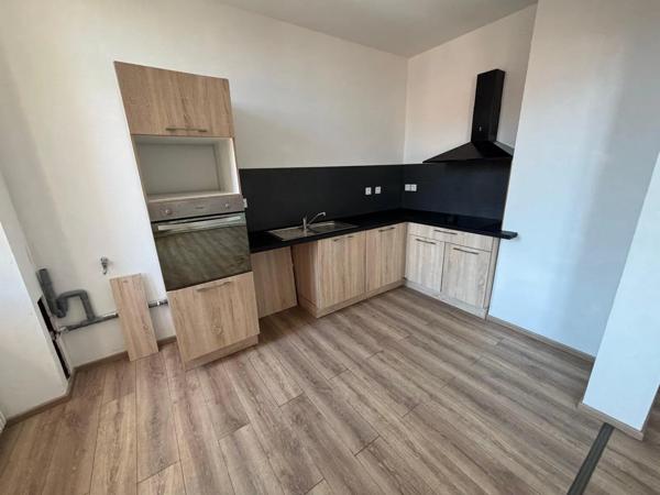 Appartement à louer 3 pièces 59.81m²
