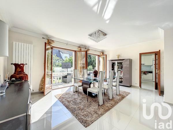 Maison à vendre 7 pièces 160 m² Ormesson-sur-Marne