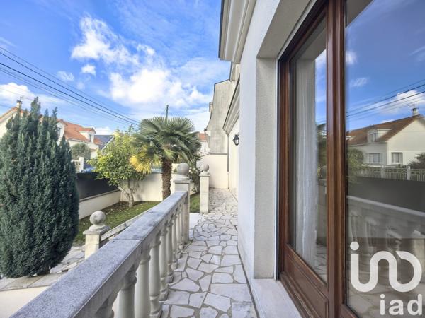 Maison à vendre 7 pièces 160 m² Ormesson-sur-Marne