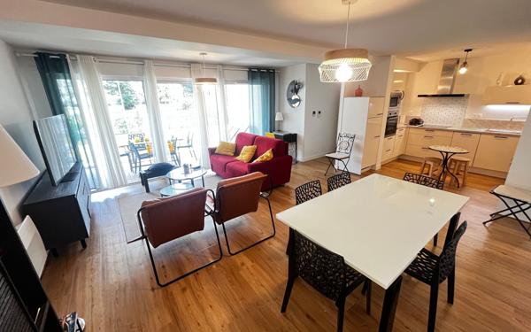 Appartement à vendre    3 pièces • 70,19 m2 Dax