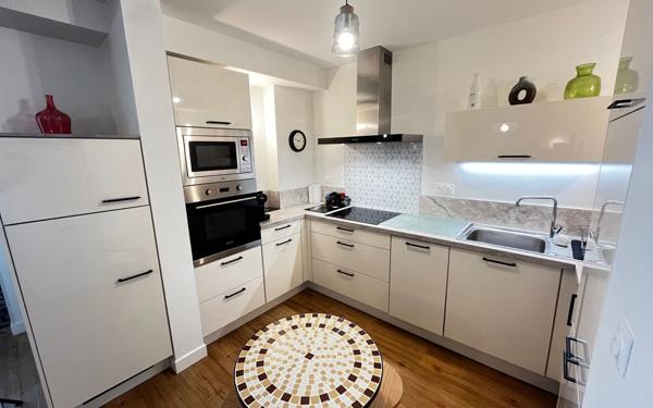 Appartement à vendre    3 pièces • 70,19 m2 Dax