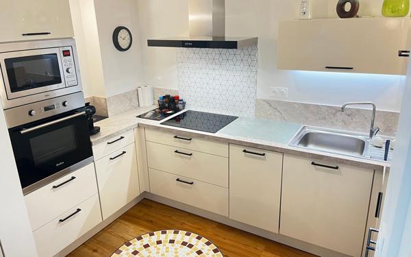 Appartement à vendre    3 pièces • 70,19 m2 Dax