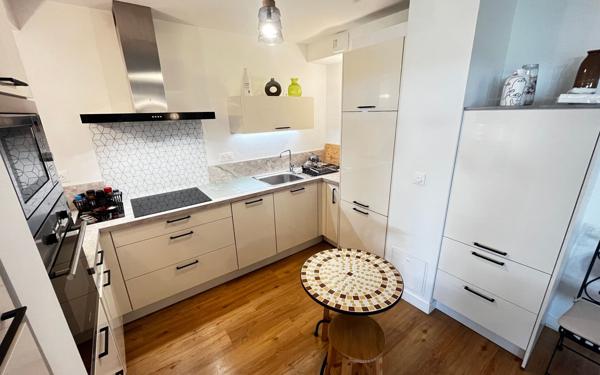 Appartement à vendre    3 pièces • 70,19 m2 Dax