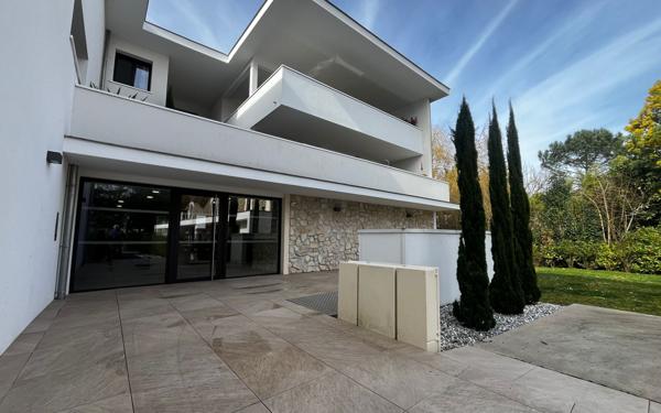 Appartement à vendre    3 pièces • 70,19 m2 Dax