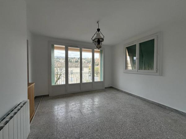 Location Appartement 3 pièces 53 m2 à Apt