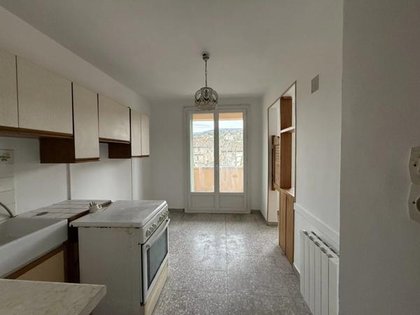 Location Appartement 3 pièces 53 m2 à Apt