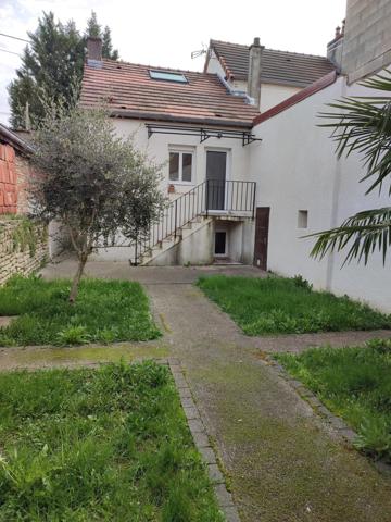 Maison rénovée, au calme