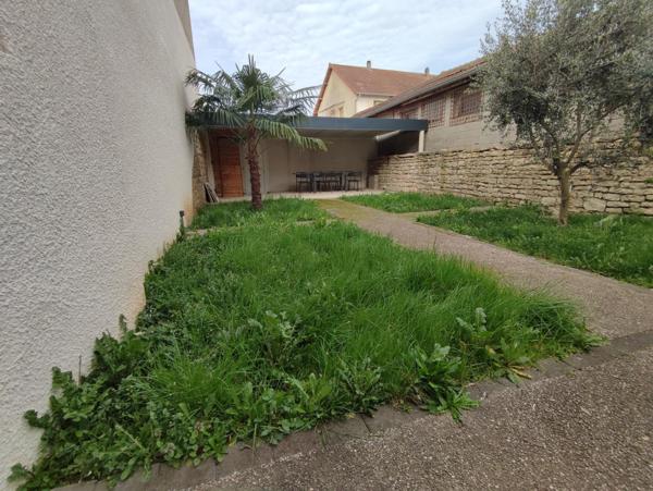 Maison rénovée, au calme