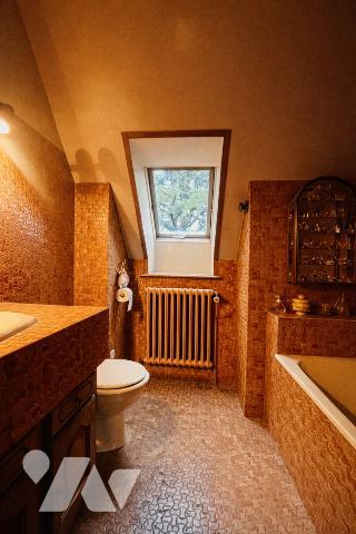 SAINT-CYR-SUR-LOIRE - Maison familiale avec jardin paysagé
Secteur prisé de la commune