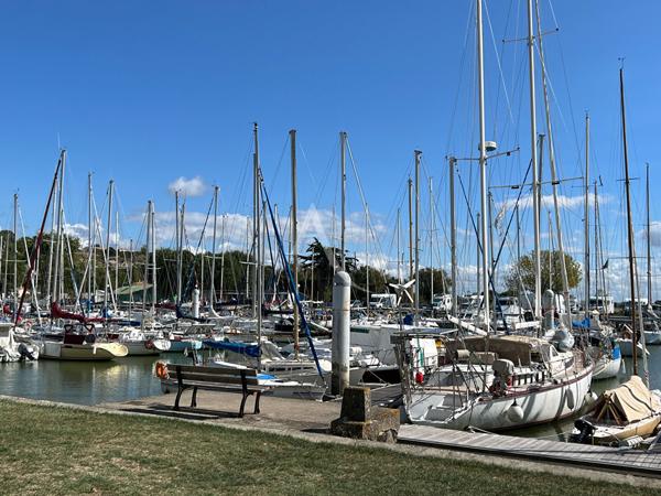 Appartement meublé sur Mortagne/Gironde vue imprenable sur le port