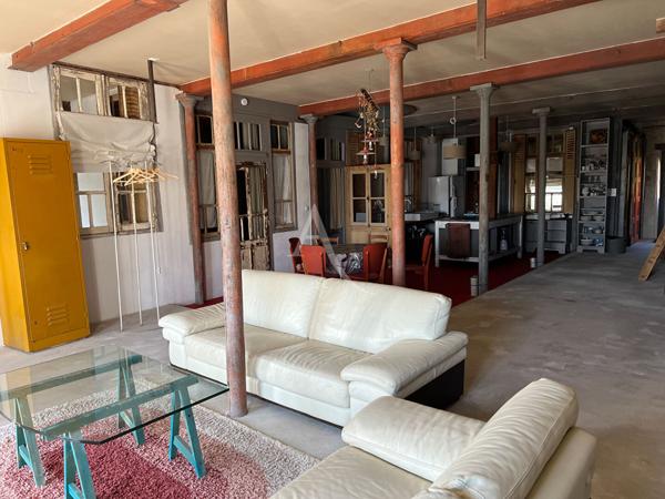 Appartement meublé sur Mortagne/Gironde vue imprenable sur le port
