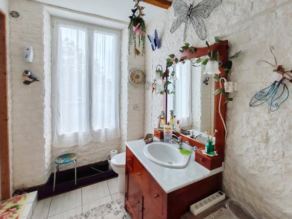 Maison à vendre à Saint-Gervais-les-Trois-Clochers (86230) - Vienne