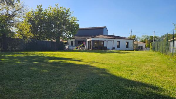 Maison Les Sorinieres 6 pièces, 153 m2, 4 chambres + bureau - L'Agence Locale