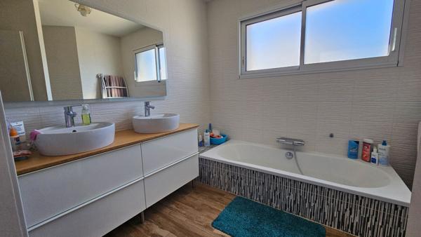 Maison Les Sorinieres 6 pièces, 153 m2, 4 chambres + bureau - L'Agence Locale