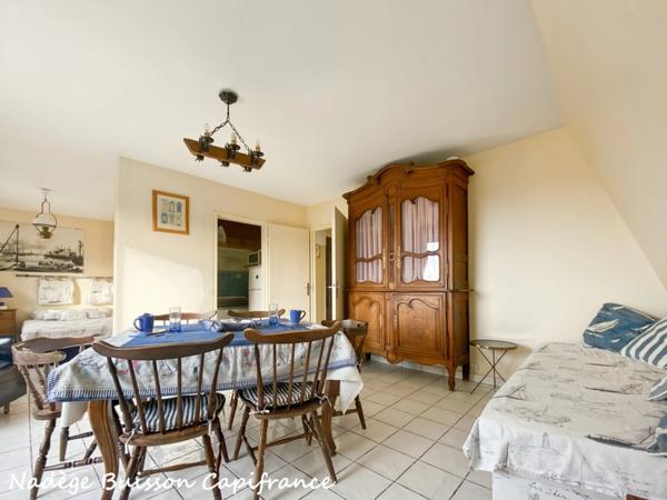 HOULGATE PROCHE CENTRE ET MER - Appartement dernier étage 2pièces 38,80 m²