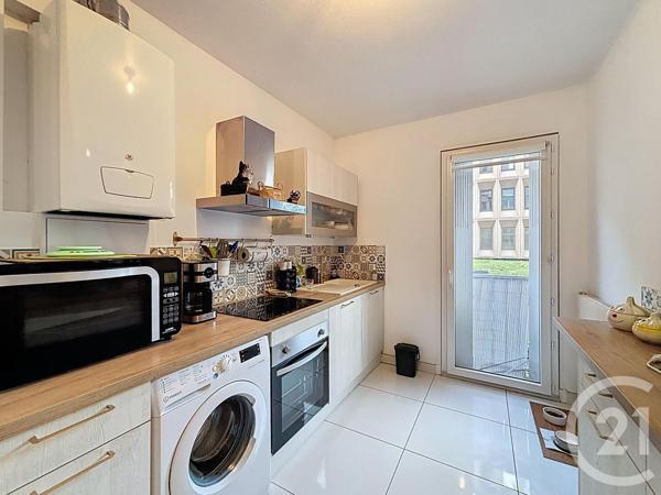 Appartement F2 à vendre  2 pièces - 53,97 m2 VALS PRES LE PUY - 43