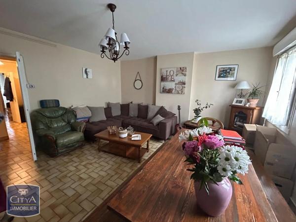 Appartement à louer 3 pièces 79.6m²