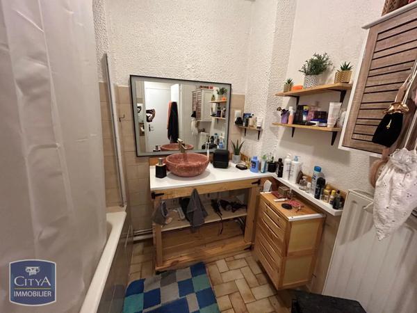 Appartement à louer 3 pièces 79.6m²