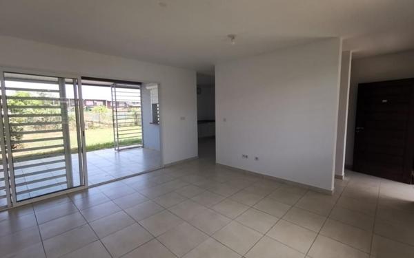 Maison à vendre    3 pièces •  Macouria