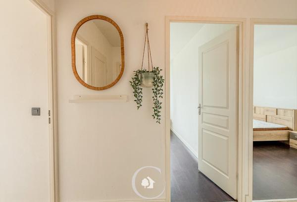 Parempuyre (33290) APPARTEMENT T3 MEUBLEE - 2 CHAMBRES - PARKING - PISCINE