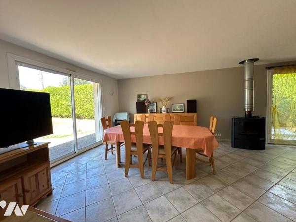 A VENDRE PLOEREN Limite VANNES : MAISON DE PLAIN PIED SUR JARDIN CLOS 930 m²