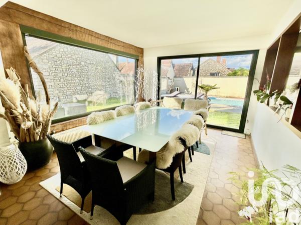 Maison à vendre 12 pièces 235 m² Achères-la-Forêt