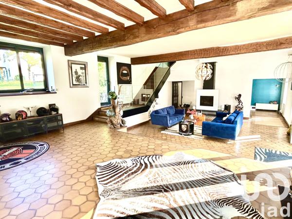 Maison à vendre 12 pièces 235 m² Achères-la-Forêt