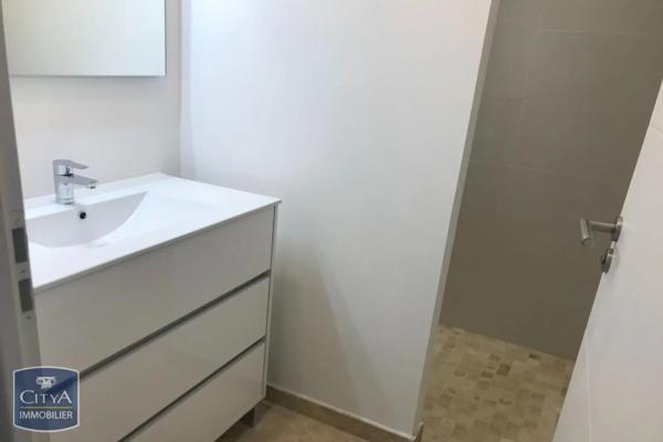 Maison à louer 3 pièces 63.46m² Rognac (13340)