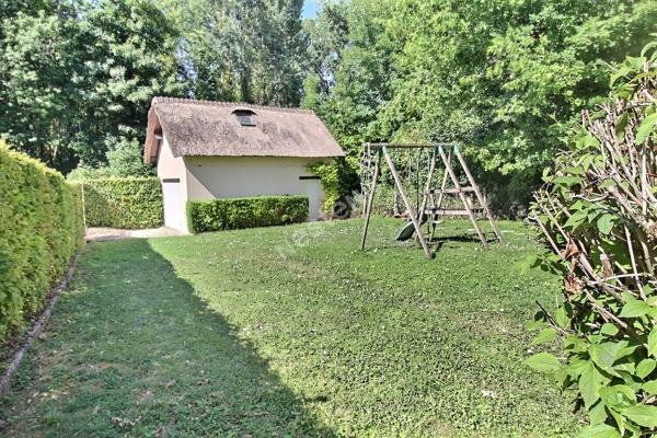 GALLARDON, jolie chaumière de 4 chambres pleine de charme