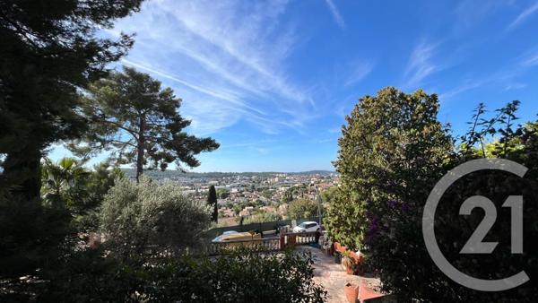 Maison à vendre  6 pièces - 183 m2 LA VALETTE DU VAR - 83