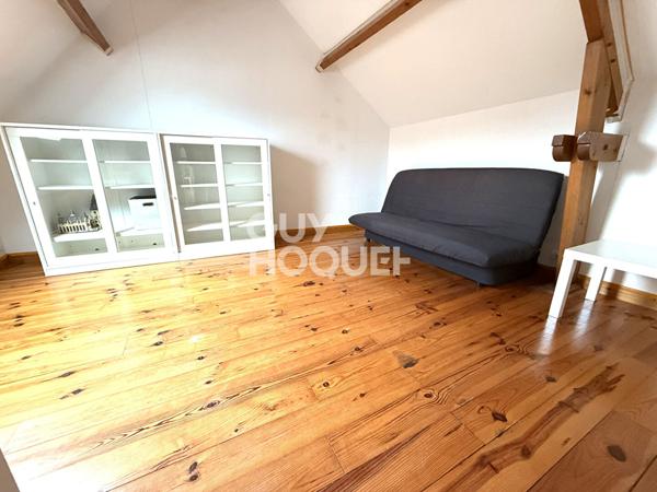 Ancien corps de ferme Rénové avec Maison et granges 5 mn de l'accès A1- Référence C2201