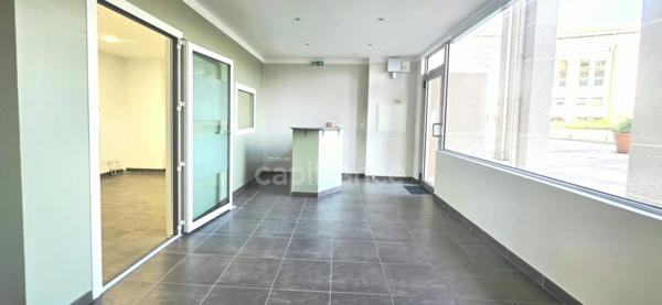 Local/bureau à vendre BASTIA (20)