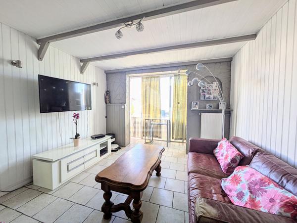 A VENDRE MARSEILLE 13004 CHARTREUX ST JUST BEAUREGARD APPARTEMENT TYPE 4 T4 4 PIECES BALCON CAVE PARKING JARDIN