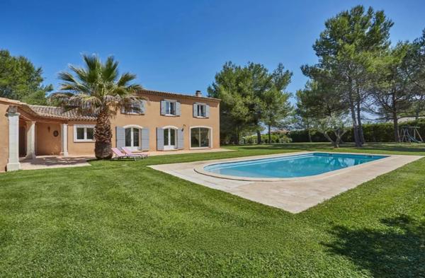 Meyrargues (13650) magnifique bastide 15mn d'Aix en Provence