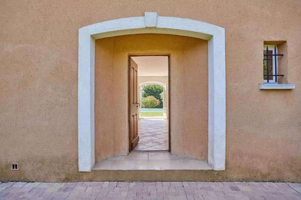 Meyrargues (13650) magnifique bastide 15mn d'Aix en Provence