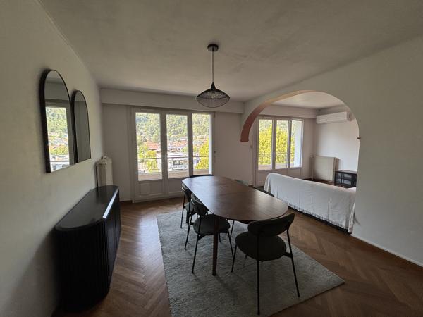 APPARTEMENT T3 MEUBLE 80M2 - AIGUINARDS