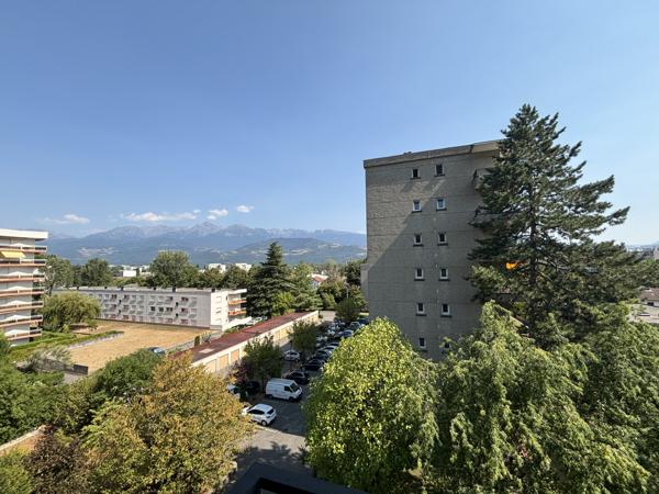 APPARTEMENT T3 MEUBLE 80M2 - AIGUINARDS
