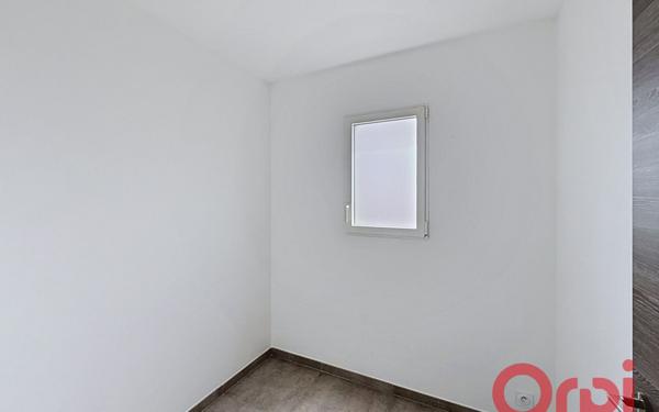 Maison à louer    4 pièces • 114 m2 Pia