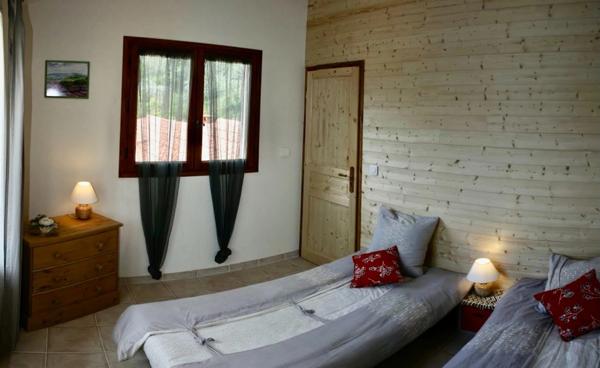 Dpt Alpes Maritimes (06), à vendre Breil sur ROYA Maison 7 pièces sur 2200 m² de terrain belle dégagée sur montagnes