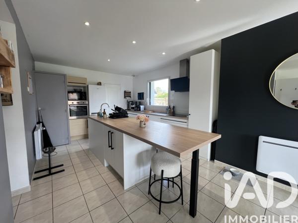 Maison à vendre 6 pièces 142 m² Kernilis