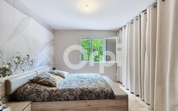 Maison à vendre    7 pièces •  Notre-Dame-de-Sanilhac