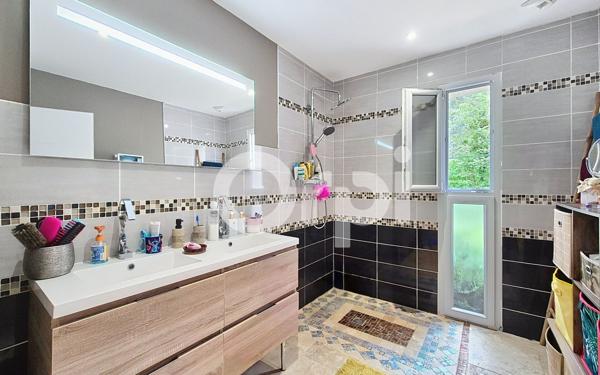 Maison à vendre    7 pièces •  Notre-Dame-de-Sanilhac