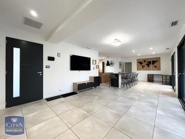 Maison à louer 4 pièces 111.7m²