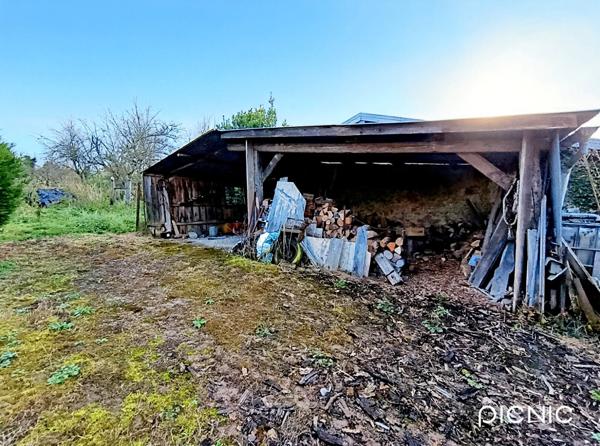 maison de campagne avec un grand jardin
