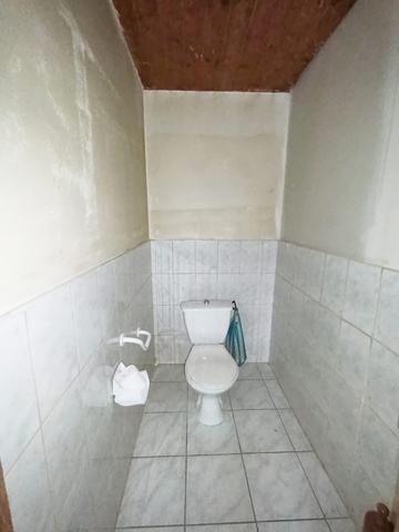 maison de campagne avec un grand jardin