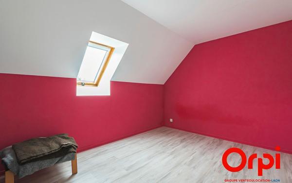 Maison à vendre    6 pièces •  Erlon