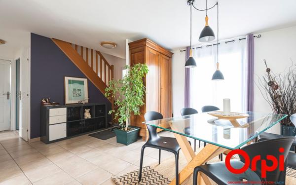 Maison à vendre    6 pièces •  Erlon