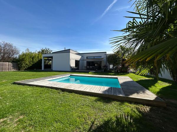Maison La Chapelle Basse Mer 7 pièce(s) 190 m2